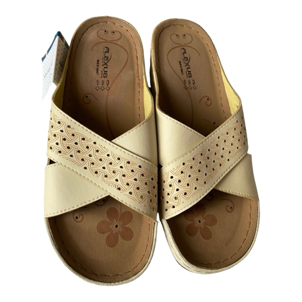 Flexus Italian Comfort Crisscross‎ Sandals Size 8